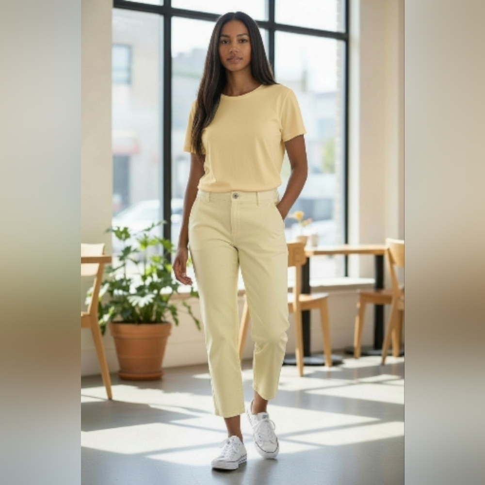 Talbots Relax Chino Light Yellow Cropped Pants